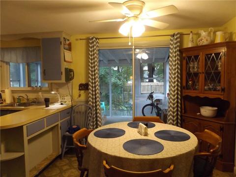 120 Wethersfield Dr, Warwick, RI 02886 photo 17