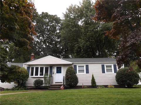 120 Wethersfield Dr, Warwick, RI 02886 photo 3