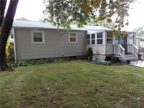 120 Wethersfield Dr, Warwick, RI 02886 photo 5
