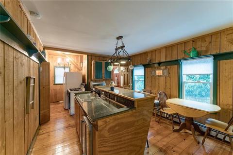 29 Eton Ave, Warwick, RI 02889 photo 4