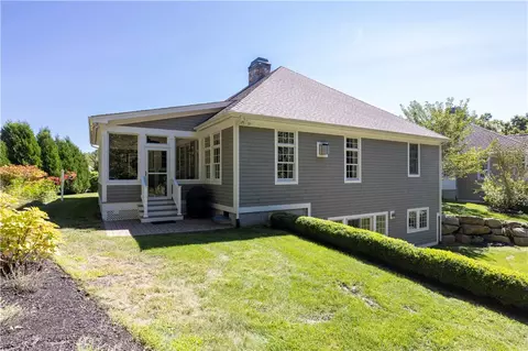 10 Kettle Close, Westerly, RI 02891 photo 4