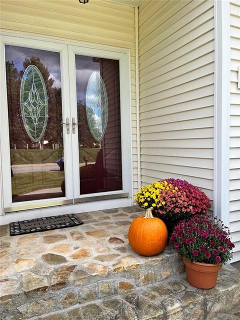 320 Alpine Estates Dr, Cranston, RI 02921 photo 3