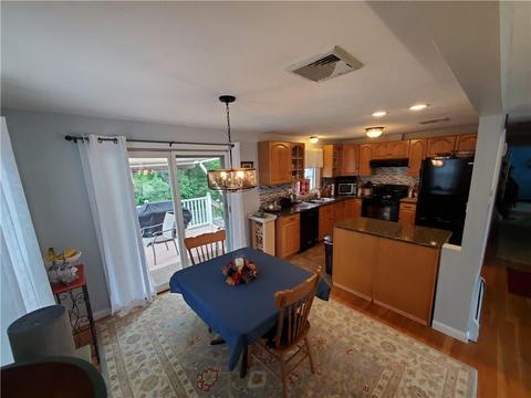 36 Mitchell Ter, Attleboro, MA 02703 photo 9