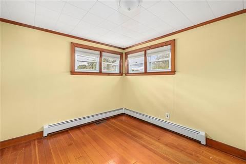 66 Everett Ave, Bristol, RI 02809 photo 17