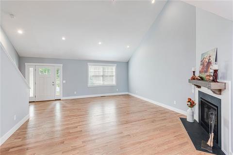 32 Silas Hill Way, Exeter, RI 02822 photo 4