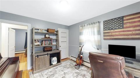 7 Herzig St, Bristol, RI 02809 photo 13