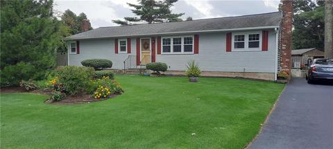 27 Circle Dr, Coventry, RI 02816 photo 1