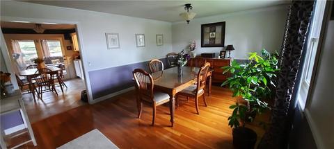 27 Circle Dr, Coventry, RI 02816 photo 4