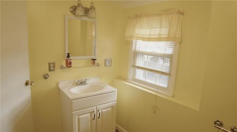 38 Earlham Way, Warwick, RI 02886 photo 21