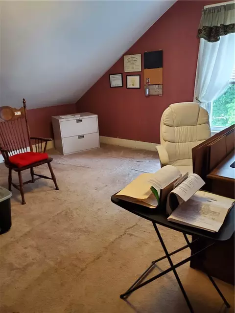 563 Prospect St, Woonsocket, RI 02895 photo 31