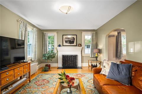 528 Fair St, Warwick, RI 02888 photo 12