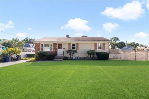 155 Heath Ave, Warwick, RI 02888 photo 1
