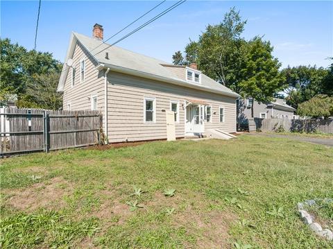 46 Reed St, Warwick, RI 02886 photo 2
