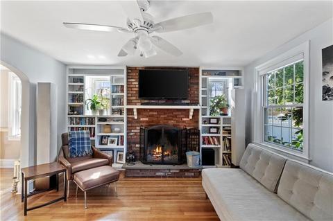 1028 Post Rd, Warwick, RI 02888 photo 11