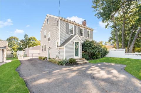 1028 Post Rd, Warwick, RI 02888 photo 2