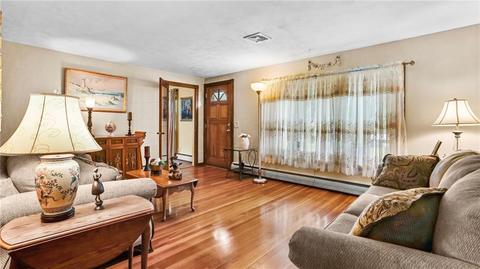 64 Marigold Dr, Warwick, RI 02889 photo 15