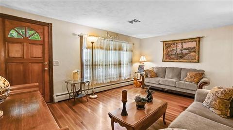 64 Marigold Dr, Warwick, RI 02889 photo 17