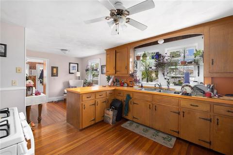 37 Ellis Ave, Warren, RI 02885 photo 12