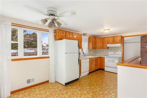 49 Crystal Dr, Warwick, RI 02889 photo 16