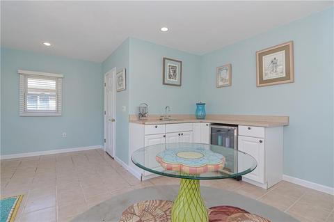 59 Crest Dr, Cranston, RI 02921 photo 49