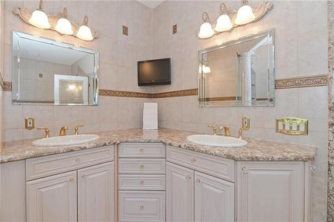 59 Crest Dr, Cranston, RI 02921 photo 35