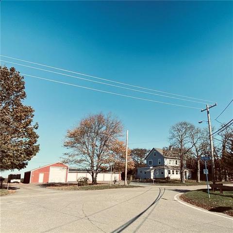 1535 Wapping Rd, Middletown, RI 02842 photo 8