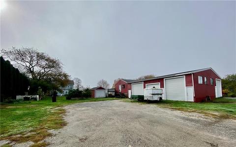 1535 Wapping Rd, Middletown, RI 02842 photo 17