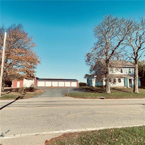 1535 Wapping Rd, Middletown, RI 02842 photo 4