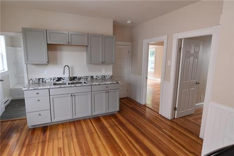 617 Gaskill St, Woonsocket, RI 02895 photo 4