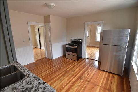 617 Gaskill St, Woonsocket, RI 02895 photo 12