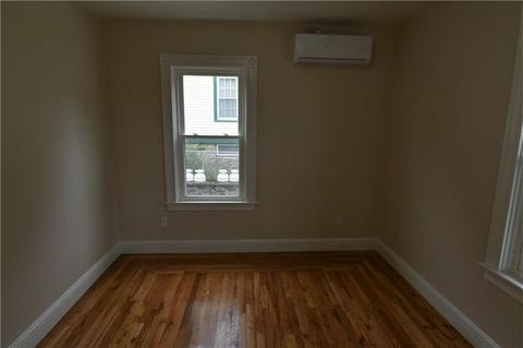617 Gaskill St, Woonsocket, RI 02895 photo 9