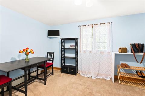 37 Buttonwoods Ave, Warwick, RI 02886 photo 18