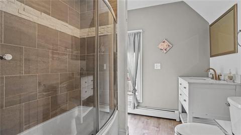 28 Andrews St, Woonsocket, RI 02895 photo 7