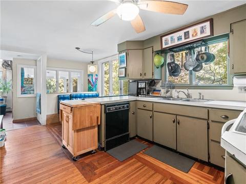 37 Wagner Rd, Westerly, RI 02891 photo 6