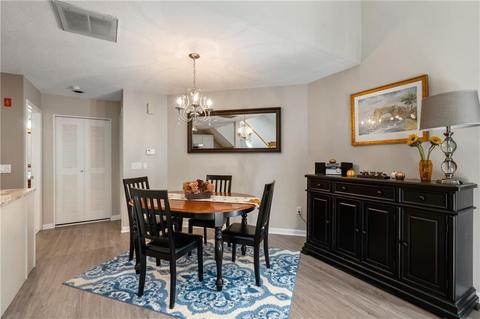 813 Williamsburg Cir, Warwick, RI 02886 photo 7