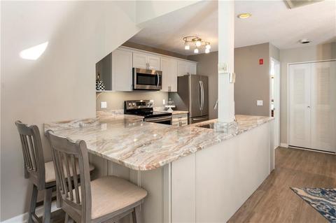 813 Williamsburg Cir, Warwick, RI 02886 photo 9