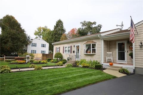 23 Benedict Rd, Warwick, RI 02888 photo 4