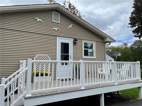 10 Joan Rd, Westerly, RI 02891 photo 2
