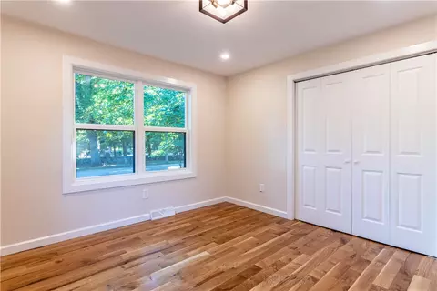 14 Maple Rd, Warren, RI 02885 photo 14