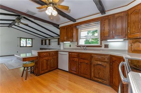 18 Chapel St, Warwick, RI 02886 photo 11