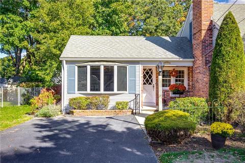 18 Chapel St, Warwick, RI 02886 photo 6