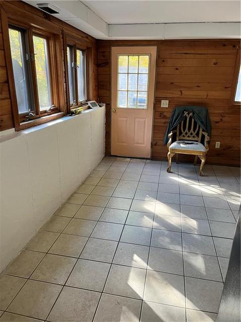 103 E Killingly Rd, Foster, RI 02825 photo 8