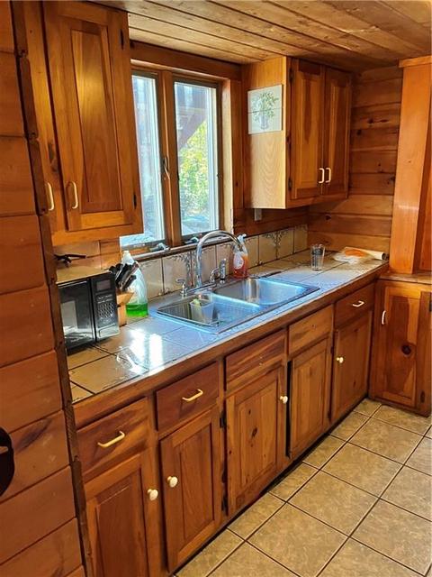 103 E Killingly Rd, Foster, RI 02825 photo 3