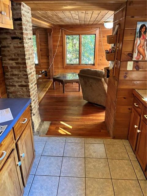 103 E Killingly Rd, Foster, RI 02825 photo 7