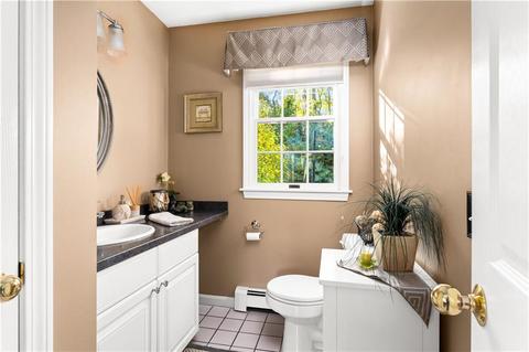 245 Hardig Rd, Warwick, RI 02886 photo 6