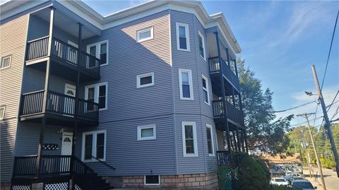 77 Manville Rd, Woonsocket, RI 02895 photo 3
