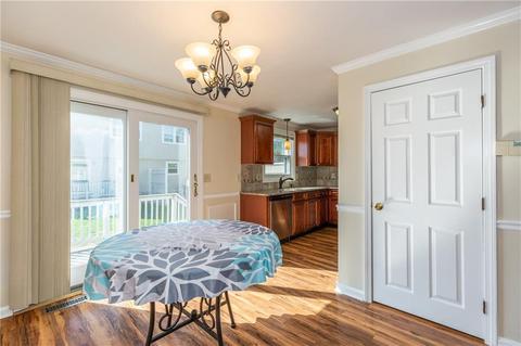 26 Fourth Ave, Warwick, RI 02888 photo 10