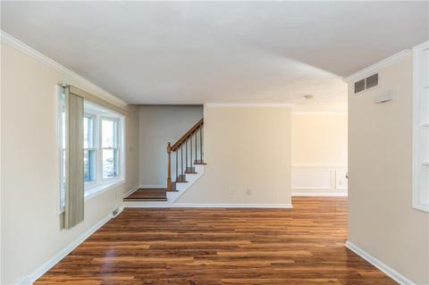 26 Fourth Ave, Warwick, RI 02888 photo 4