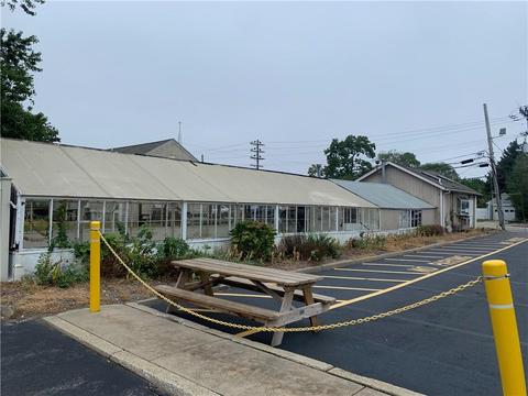 782 Main Ave, Warwick, RI 02886 photo 4