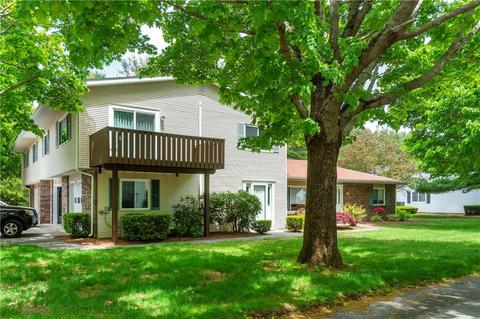 273 Chatham Cir, Warwick, RI 02886 photo 3
